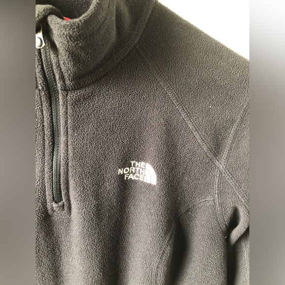 The North Face Womens Quarter Zip Lightweight Pullover Fleece Black | Medium - Picture 3 of 7